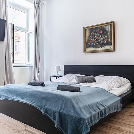 Budget Apartments Well Connected To The Whole City Вена Экстерьер фото