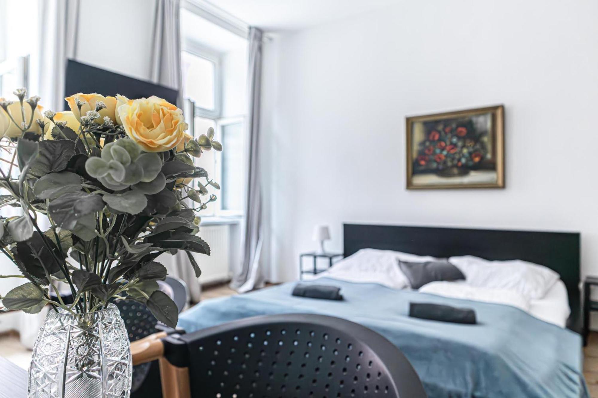 Budget Apartments Well Connected To The Whole City Вена Экстерьер фото